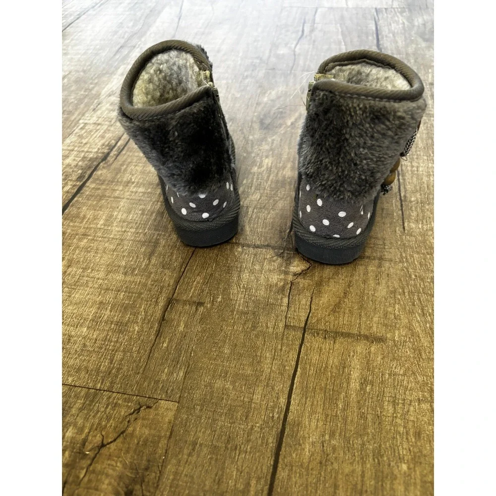 Grey Polka Dot Faux Fur Lined Winter Boots Side Zip Kids Size 2